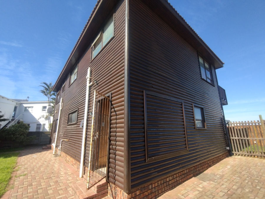 5 Bedroom Property for Sale in Kabeljauws Eastern Cape